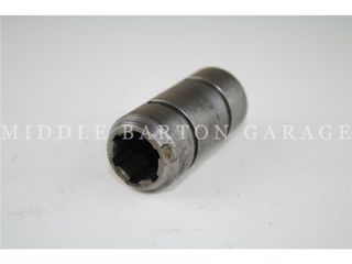 INPUT SHAFT SLEEVE 600 6-SPLINE 